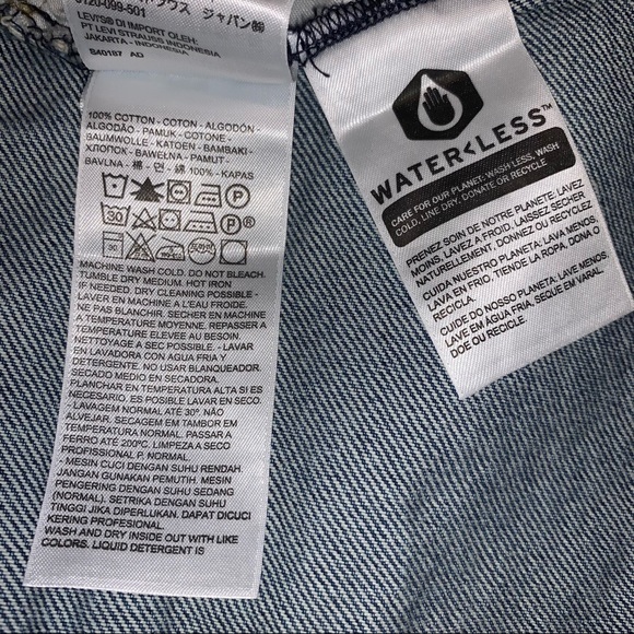 LEVI’S DAD TRUCKER JACKET NWT SIZE L - Picture 4 of 7